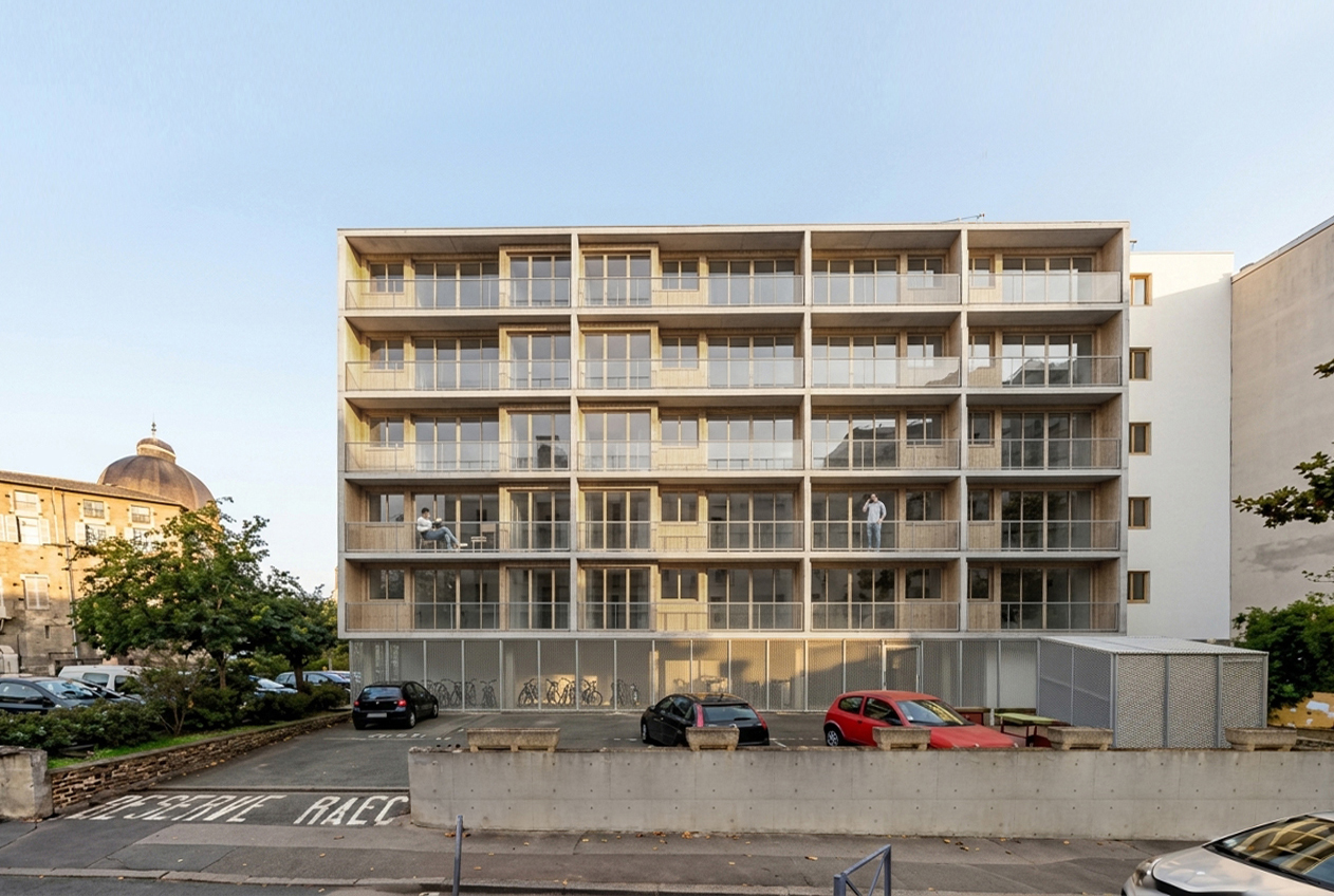 Façade existante du bâtiment, résidence Les Épinoches, Mâcon